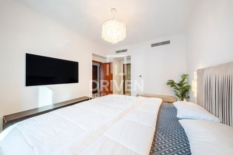 Lakás itt: Downtown Dubai (Downtown Burj Dubai), Dubai, EAE, 2 hálószoba, 135 m², azonosító: 684637 - fénykép 8