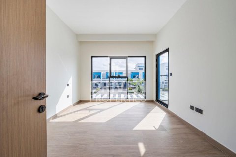 Casa urbana para arrendamento em Damac Lagoons, Dubai, EAU 4 quartos, 211 m2 № 684638 - foto 12