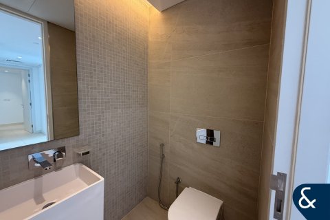 Apartamento para arrendamento em Bluewaters, Dubai, EAU 2 quartos, 135 m2 № 668312 - foto 8