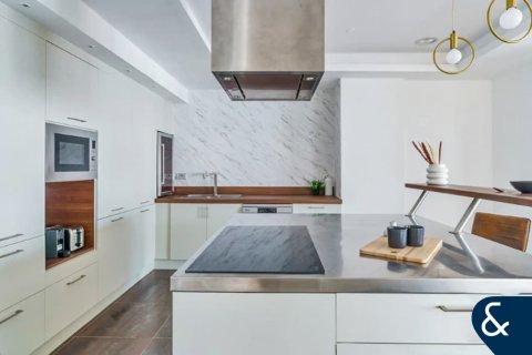 Apartament do wynajęcia w Jumeirah Lake Towers, Dubai, ZEA 5 sypialnie, 479 mkw., nr 668310 - zdjęcie 27