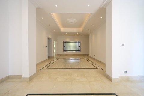 Villa à louer à Emirates Hills, Dubai, EAU 6 chambres, 2123.86 m2 № 750993 - photo 14