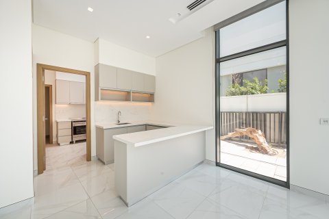 Villa til leje i Al Furjan, Dubai, UAE 5 soveværelser, 569.96 kvm № 750987 - foto 9