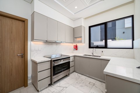 Villa til leje i Al Furjan, Dubai, UAE 5 soveværelser, 569.96 kvm № 750987 - foto 6