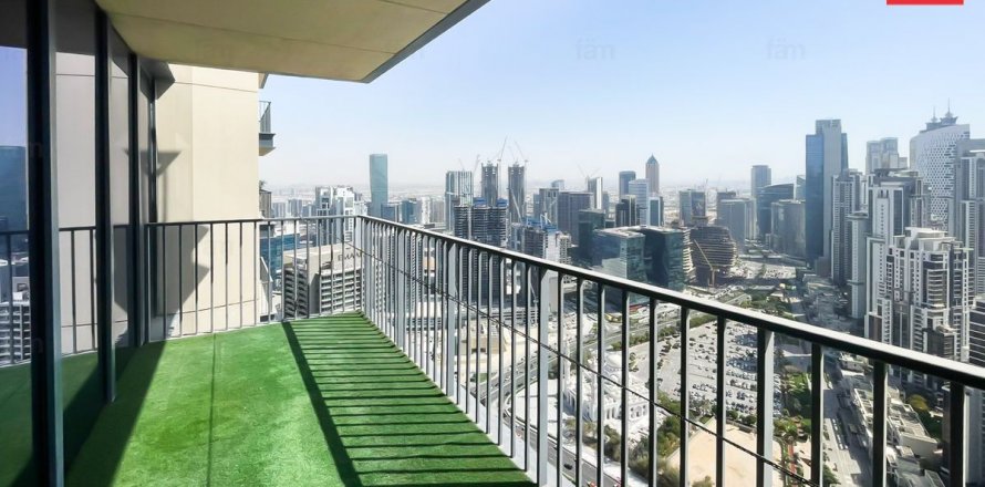 Apartament në Downtown Dubai (Downtown Burj Dubai), Emiratet e Bashkuara Arabe 2 dhoma gjumi, 154.9 m2. № 635909