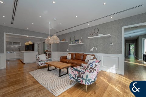 Villa til salg i Green Community, Dubai, UAE 4 soveværelser, 404 kvm № 685110 - foto 9
