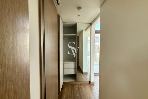 Vila u Al Furjan, Dubai, UAE 4 spavaćih soba, 620 m2 Br. 662570 - fotografija 20