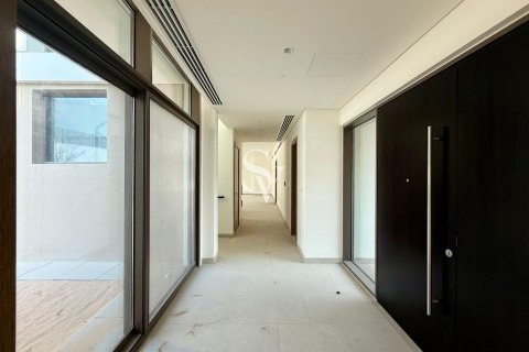 Vila u Al Furjan, Dubai, UAE 4 spavaćih soba, 620 m2 Br. 662570 - fotografija 9