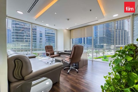 Escritório para arrendamento em Business Bay, Dubai, EAU 149.9 m2 № 725855 - foto 2
