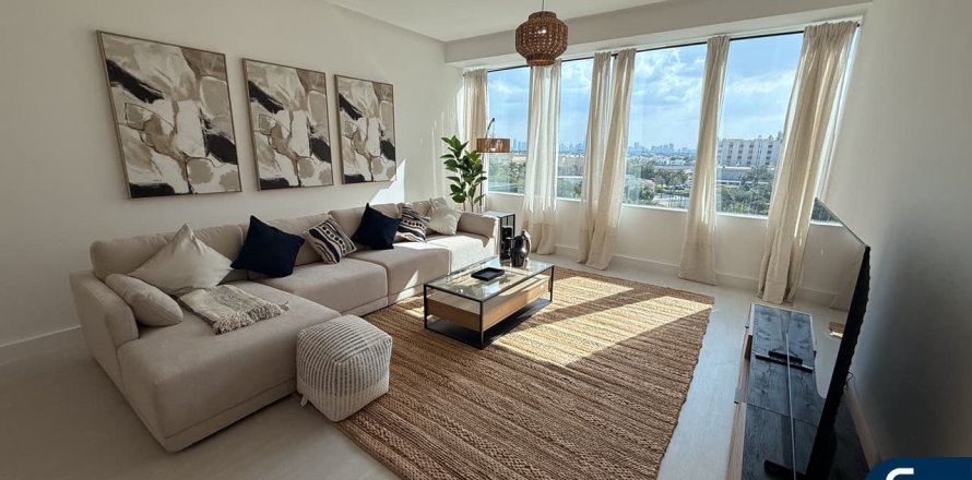 Jumeirah Lake Towers, Dubai, संयुक्त अरब अमीरात में अपार्टमेंट, 1 बेडरूम, 94 वर्ग मीटर, संख्या 685206