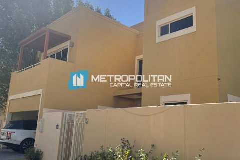 Vila v Al Raha Gardens, Abu Dhabi, SAE 3 spálne, 325.8 m2 č. 652534 - Fotografia 2