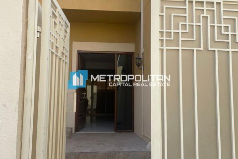 Vila v Al Raha Gardens, Abu Dhabi, SAE 3 spálne, 325.8 m2 č. 652534 - Fotografia 12