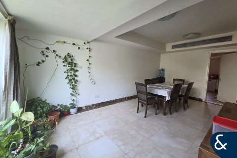 Villa sa The Springs, Dubai, UAE 3 silid-tulugan, 255 sq.m. № 671459 - larawan 2