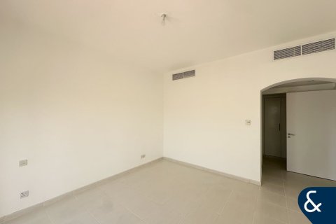 Villa in The Springs, Dubai, UAE 3 bedrooms, 290 sq.m. № 671459 - photo 11