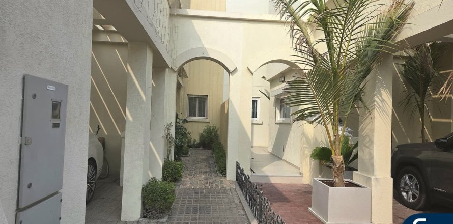 Villa sa The Springs, Dubai, UAE 3 silid-tulugan, 255 sq.m. № 671459