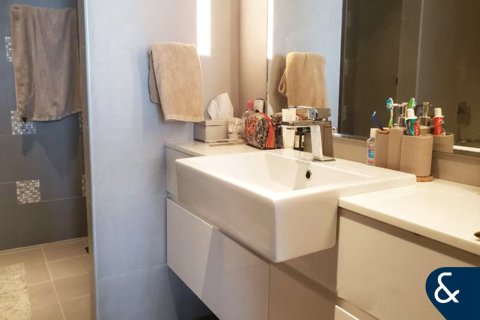 Apartament de închiriat în Business Bay, Dubai, EAU 1 dormitor, 81 mp.  №671460 - poză 13