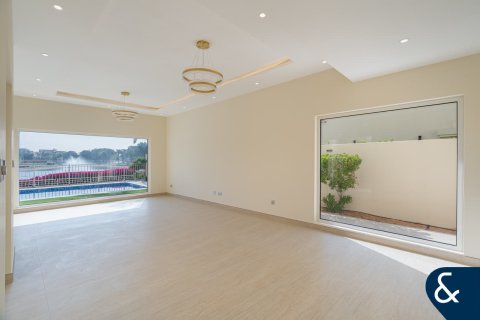 Vilë në Meadows, Dubai, Emiratet e Bashkuara Arabe 4 dhoma gjumi, 540 m2. № 671462 - Foto 4
