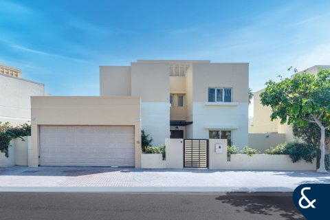 Vilë në Meadows, Dubai, Emiratet e Bashkuara Arabe 4 dhoma gjumi, 540 m2. № 671462 - Foto 14