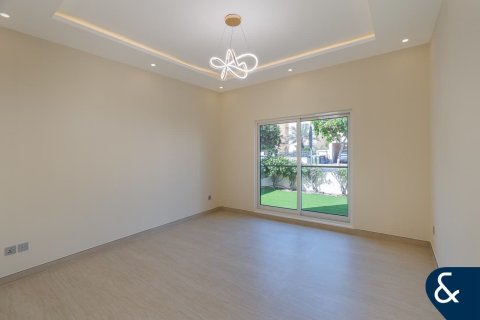 Vilë në Meadows, Dubai, Emiratet e Bashkuara Arabe 4 dhoma gjumi, 540 m2. № 671462 - Foto 7