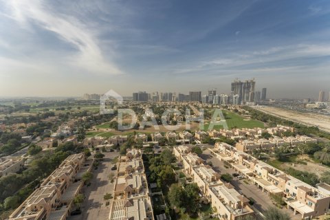 Dzīvoklis Dubai Sports Cityjā, AAE 2 istabas, 147 m2 Nr. 707162