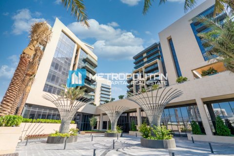 Apartman na Saadiyat Island, Abu Dhabi, UAE 4 spavaće sobe, 193.5 m2 Br. 651938 - Slika 1