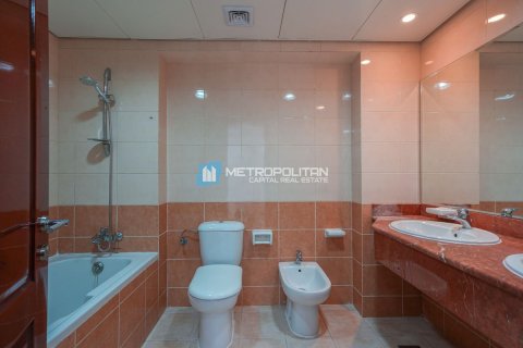 Villa en alquiler en Abu Dhabi, EAU 4 dormitorios, 272.8 m2 № 651936 - foto 8