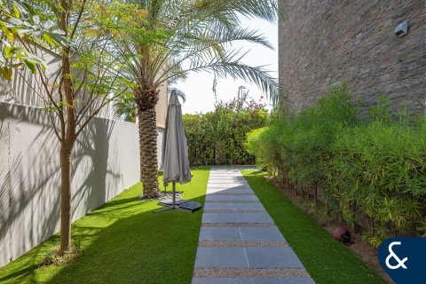 Vilë në DAMAC Hills (Akoya by DAMAC), Dubai, Emiratet e Bashkuara Arabe 6 dhoma gjumi, 762 m2. № 670847 - Foto 30