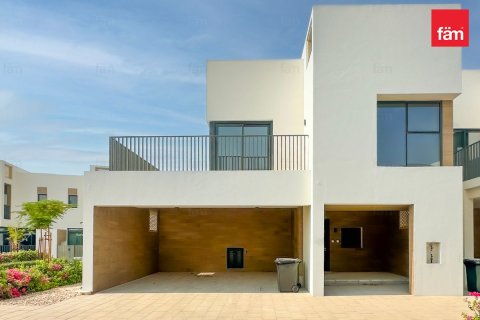 ویلا برای اجاره در Dubai، امارات متحده عربی 4 خوابه ، 170.2 متر مربع ، شماره 659256 - تصویر 1