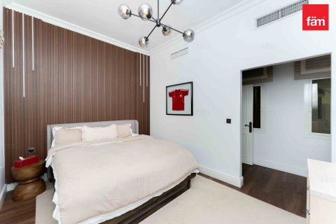 Villa in Dubai, UAE 5 bedrooms, 1112.3 sq.m. № 659259 - photo 29