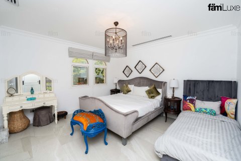 Dubai, संयुक्त अरब अमीरात में विला, 5 बेडरूम, 1112.3 वर्ग मीटर, संख्या 659259 - फ़ोटो 7