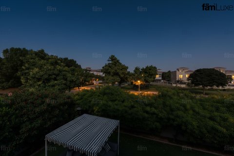 Dubai, संयुक्त अरब अमीरात में विला, 5 बेडरूम, 1112.3 वर्ग मीटर, संख्या 659259 - फ़ोटो 30