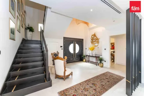 Vilă de închiriat în Dubai, EAU 5 dormitoare, 1112.3 mp.  №659259 - poză 8