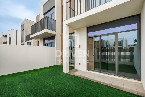 تاون هاوس للإيجار في Arabian Ranches 3، دبي، الإمارات العربية المتحدة 3 غرفة نوم ، 180 متر مربع ، رقم 684051 - صورة 3