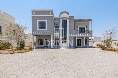 Villa en alquiler en Nadd Al Sheba, Dubai, EAU 6 dormitorios, 1468.05 m2 № 745944 - foto 26