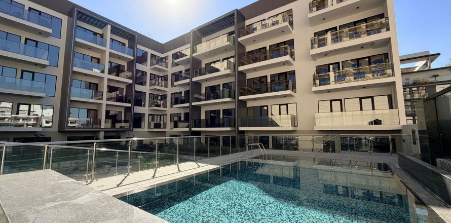 Appartamento a Dubai, EAU 2 camere da letto, 142.3 mq. № 689306