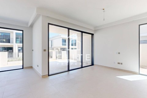 Villa à louer à Tilal Al Ghaf, Dubai, EAU 4 chambres, 373 m2 № 736564 - photo 2