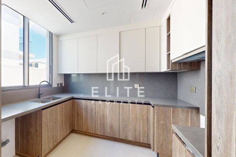 Villa à louer à Tilal Al Ghaf, Dubai, EAU 4 chambres, 373 m2 № 736564 - photo 6