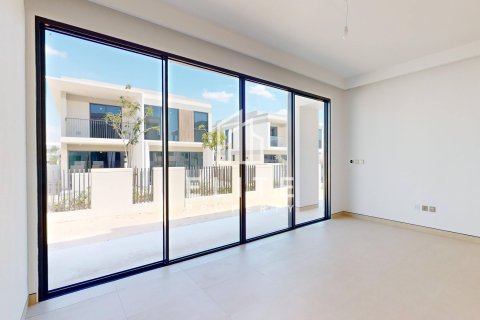 Villa à louer à Tilal Al Ghaf, Dubai, EAU 4 chambres, 373 m2 № 736564 - photo 4