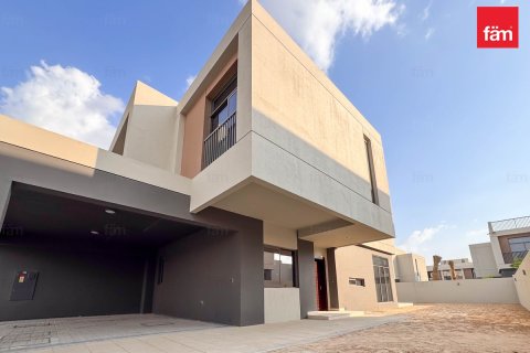 Villa til leie i Dubai, Emiratene 4 soverom, 368.2 kvm Nr. 655917 - Foto 27