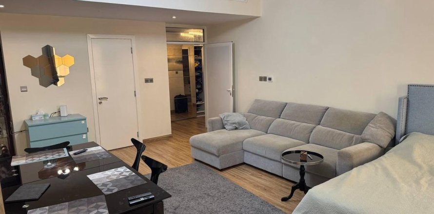 Appartement in Dubai, VAE 1 slaapkamer, 107.4 vr.m. nr 655896