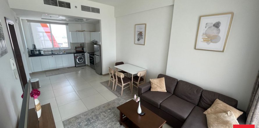 Apartment in Dubai, UAE 1 bedroom, 70 sq.m. № 633738