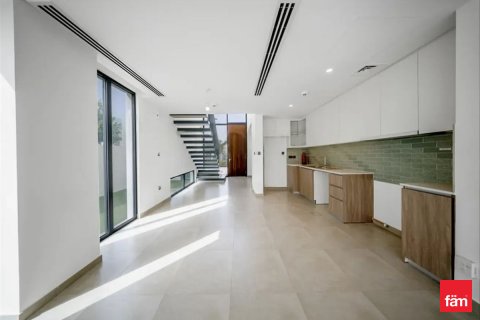 Вилла Дубай, БАӘ-да 4 жатын бөлмелер, 257.5 м² № 633735 - фото 1