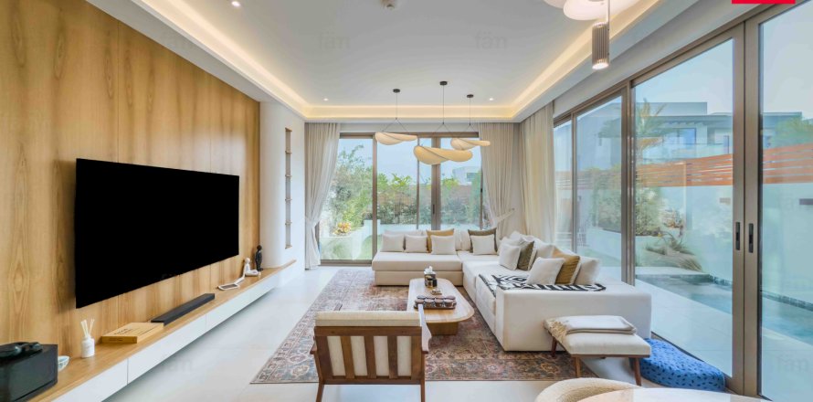 Villa in Al Furjan, Dubai, UAE 4 bedrooms, 301.9 sq.m. № 633739
