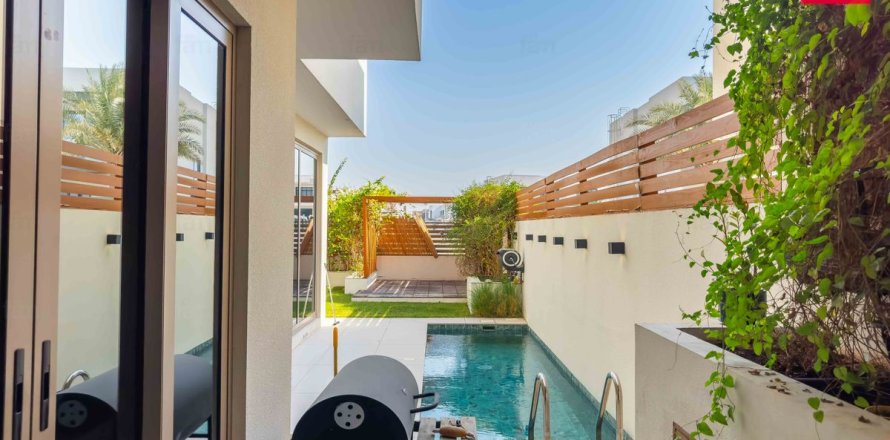 Villa i Al Furjan, Dubai, UAE 4 soveværelser, 239.5 kvm № 633739