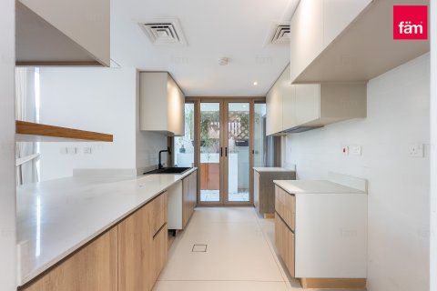 Villa til salg i Al Furjan, Dubai, UAE 4 soveværelser, 239.5 kvm № 633739 - foto 8