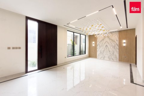 Villa in Dubai, UAE 5 bedrooms, 463.9 sq.m. № 669730 - photo 4