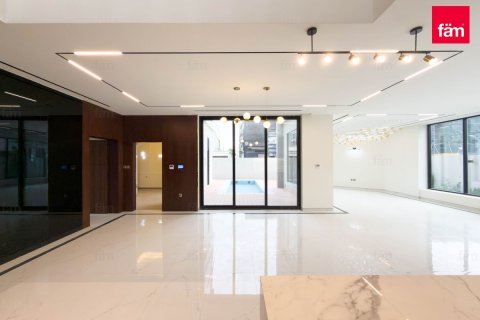 Villa in Dubai, UAE 5 bedrooms, 463.9 sq.m. № 669730 - photo 20