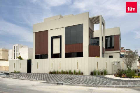 Villa in Dubai, UAE 5 bedrooms, 463.9 sq.m. № 669730 - photo 29