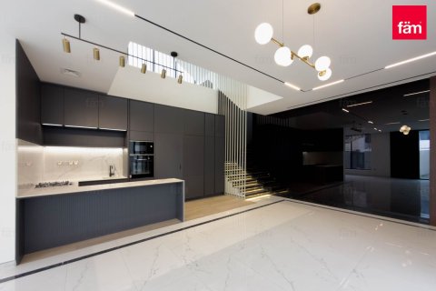 Villa in Dubai, UAE 5 bedrooms, 463.9 sq.m. № 669730 - photo 9