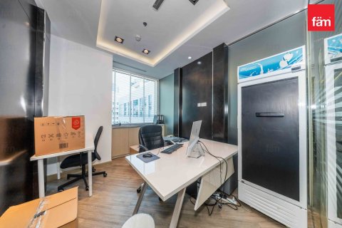 Birojs Business Bay, Dubaijā, AAE 176.1 m2 Nr. 738643 - attēls 16