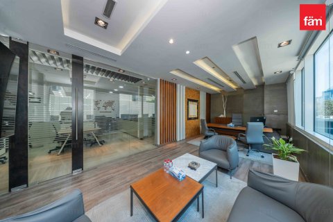 Birojs Business Bay, Dubaijā, AAE 176.1 m2 Nr. 738643 - attēls 11